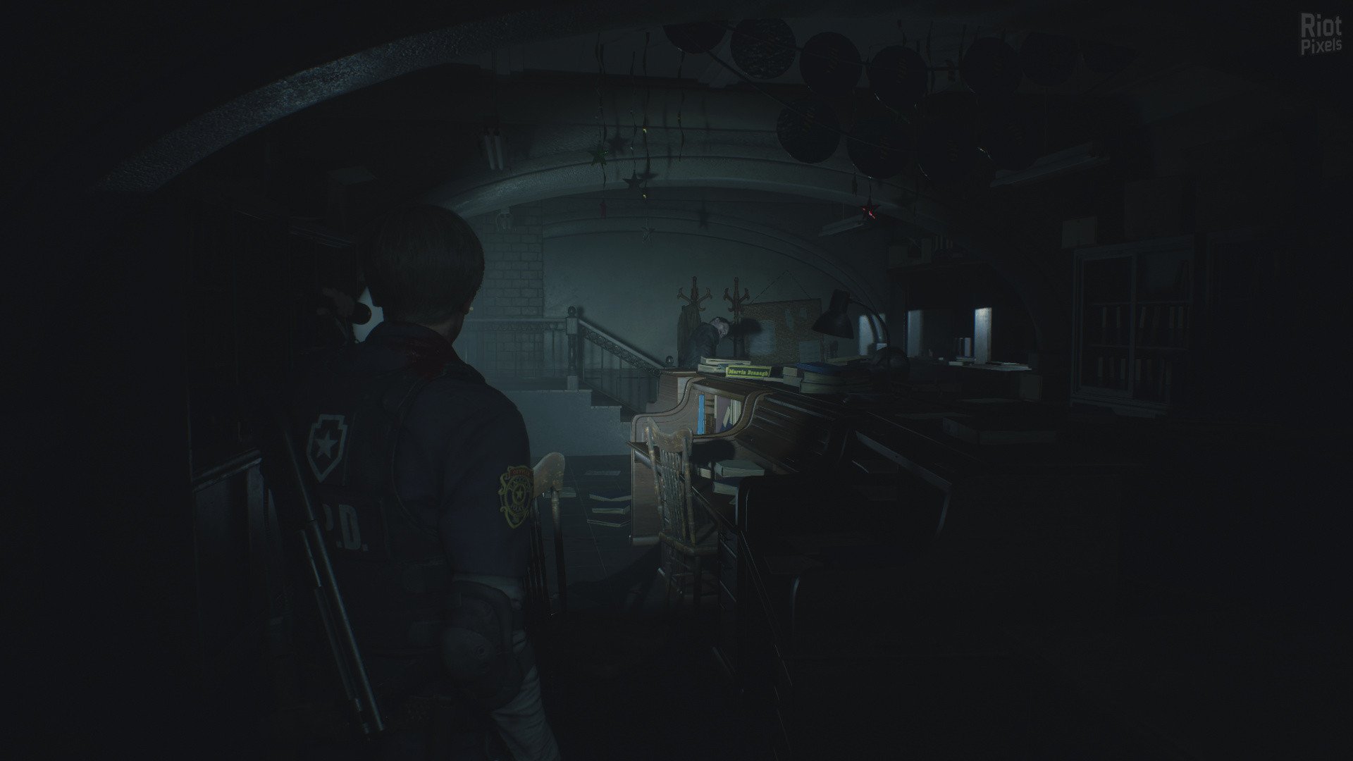 [9]-RESIDENT EVIL 2: Deluxe Edition – v20220613/BuildID 8814181 + 12 DLCs + Bonus Content + Windows 7 Fix Download